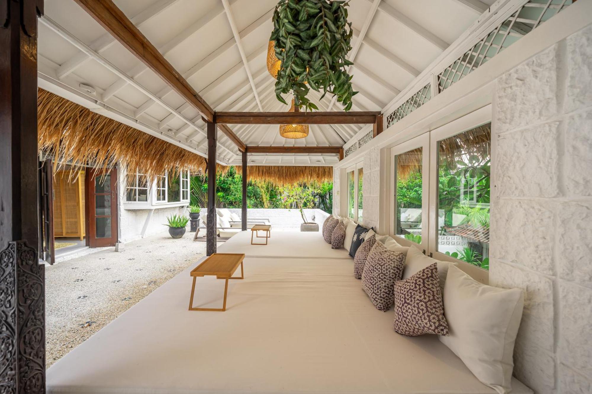 The Monroe Luxury 3-bedroom With Private Pool In 900m To The Villa Seminyak (Bali)